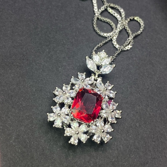 Victorian style Imitation Pigeon Blood Red Ruby Necklace Pendant - Picture 6 of 16